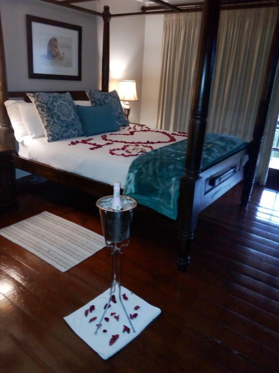 Kangelani Lodge ฮิลเครสต์ ภายนอก รูปภาพ